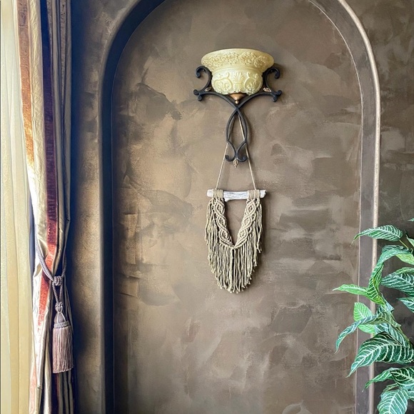 Handmade Macrame Wall Hanging Backdrop Art - Picture 1 of 6